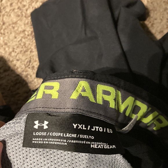 New pair of under armor shorts. - Picture 3 of 3